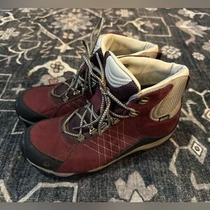 Oboz Burgundy and Gray Hiking Boots